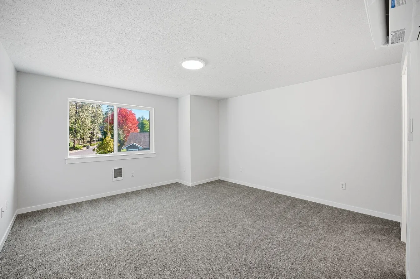Elcliff Duplex second bedroom